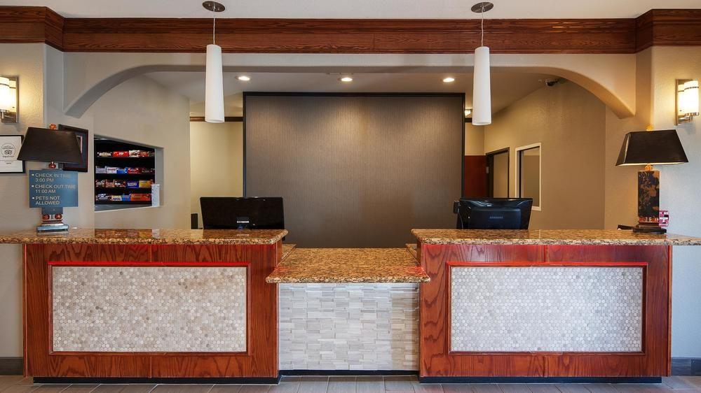 Best Western South Plains Inn & Suites Levelland Bagian luar foto