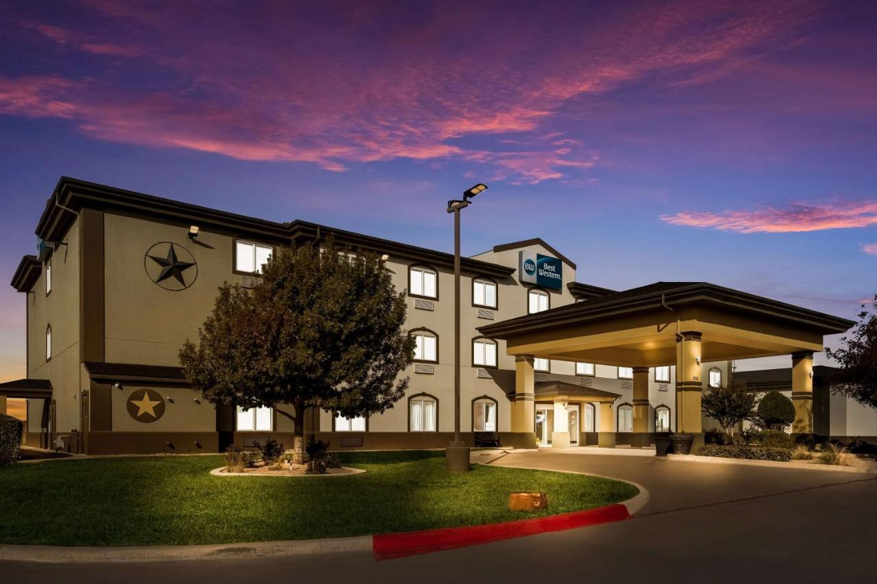 Best Western South Plains Inn & Suites Levelland Bagian luar foto
