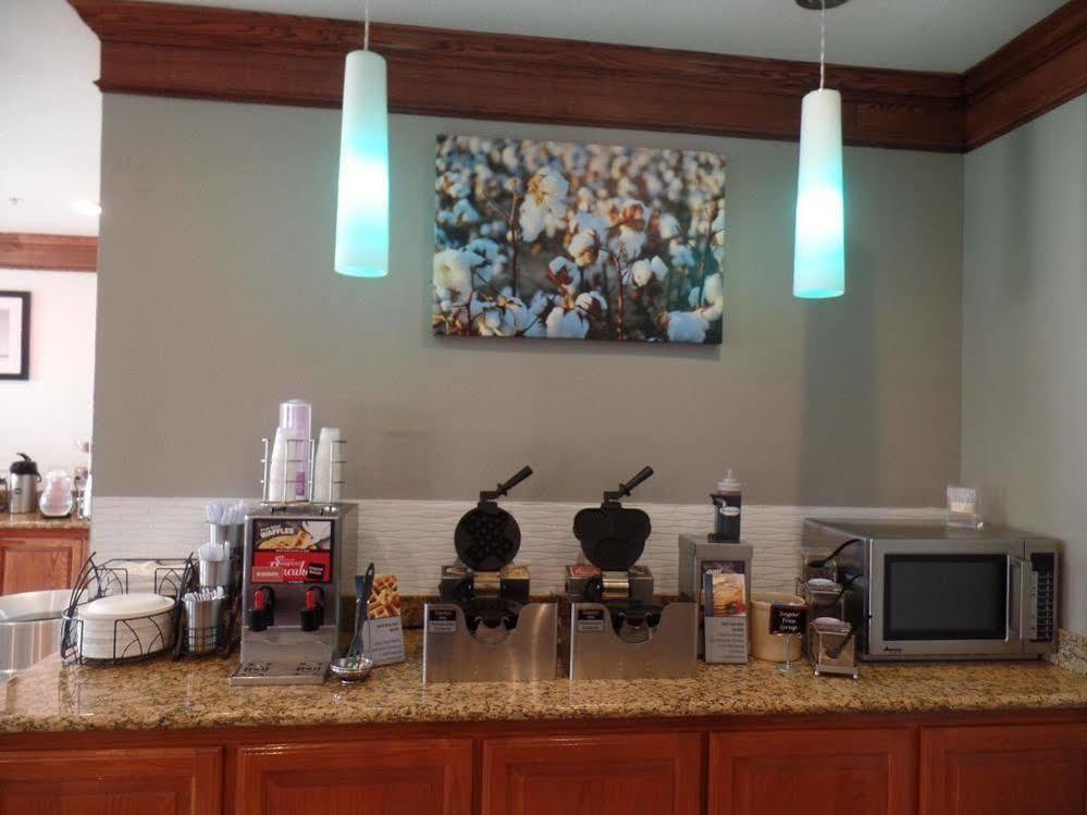 Best Western South Plains Inn & Suites Levelland Bagian luar foto