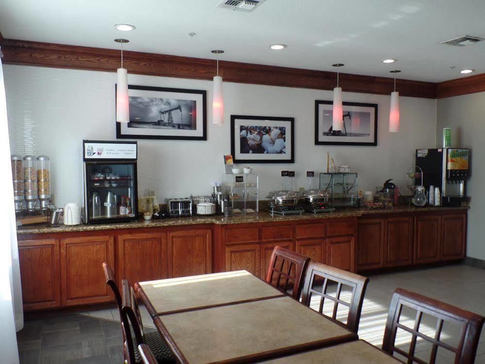 Best Western South Plains Inn & Suites Levelland Bagian luar foto